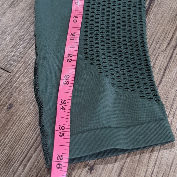 EUC Zella Gray Essence Seamless High waisted Legging - Picture 9 of 10